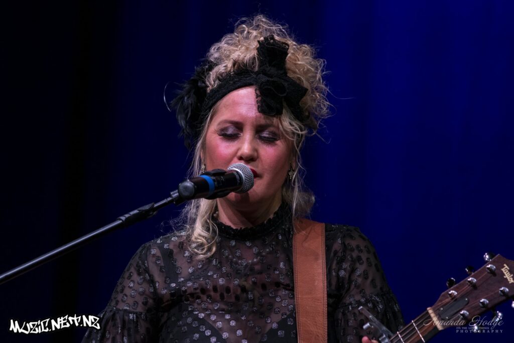 Ainslie Allen @ Globe Theatre, Palmerston North 15/01/2022