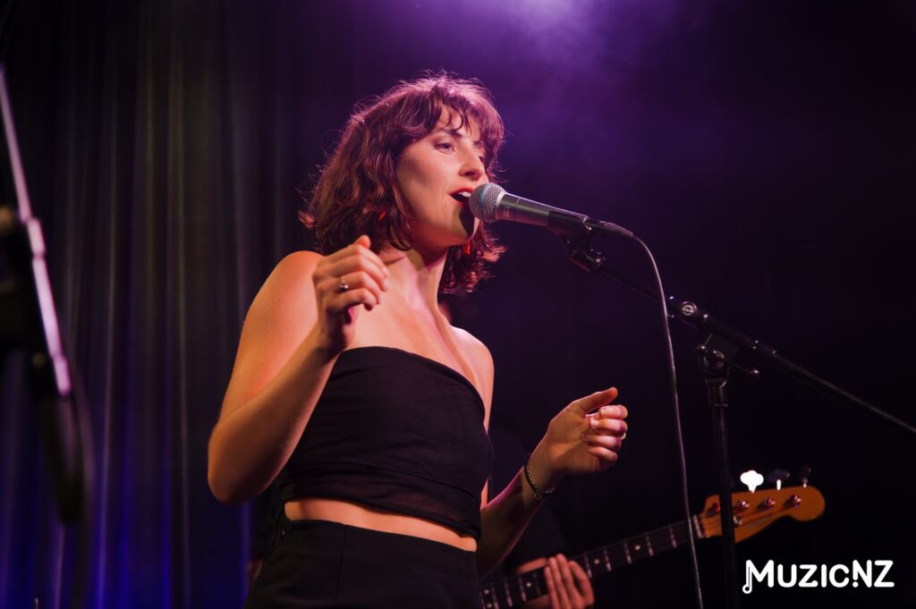 Alba Rose @ Big Fan, Auckland 04/02/2024