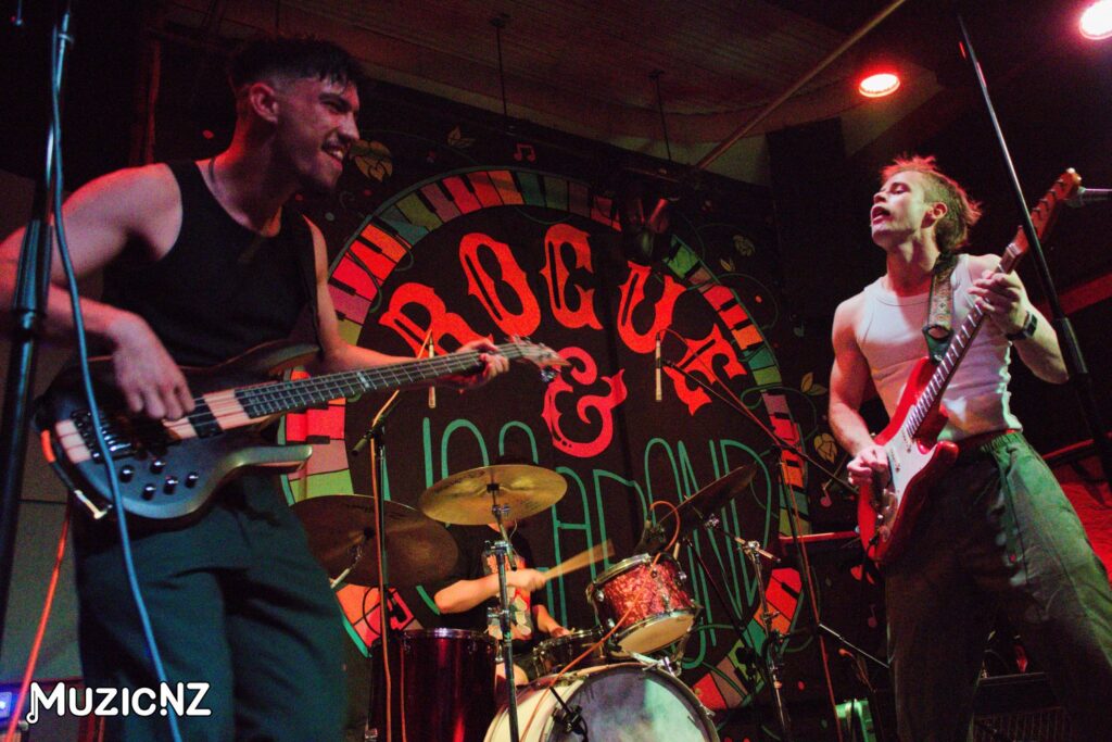 Alive @ Rogue And Vagabond, Wellington 20/01/2024