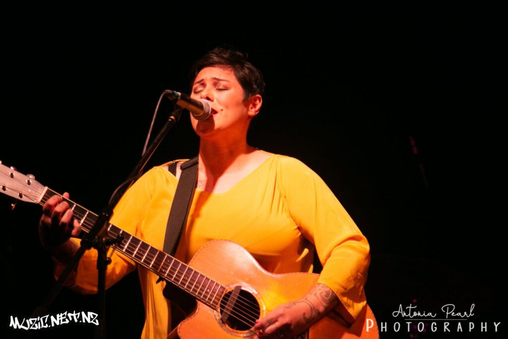 Anika Moa @ Galatos, Auckland 26/10/18