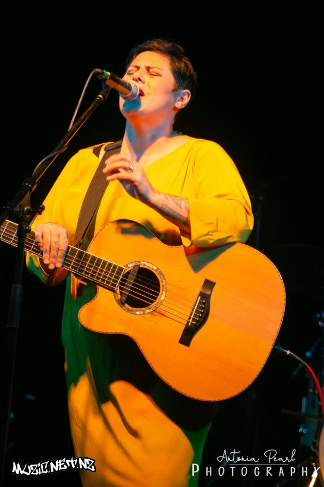 Anika Moa @ Galatos, Auckland 26/10/18