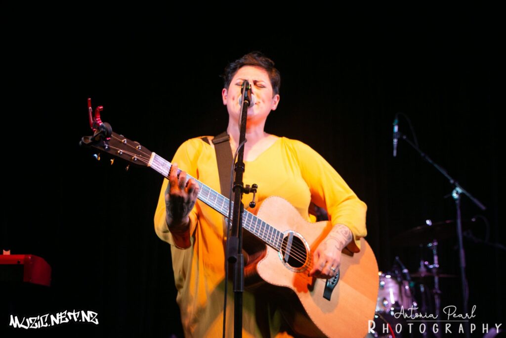 Anika Moa @ Galatos, Auckland 26/10/18
