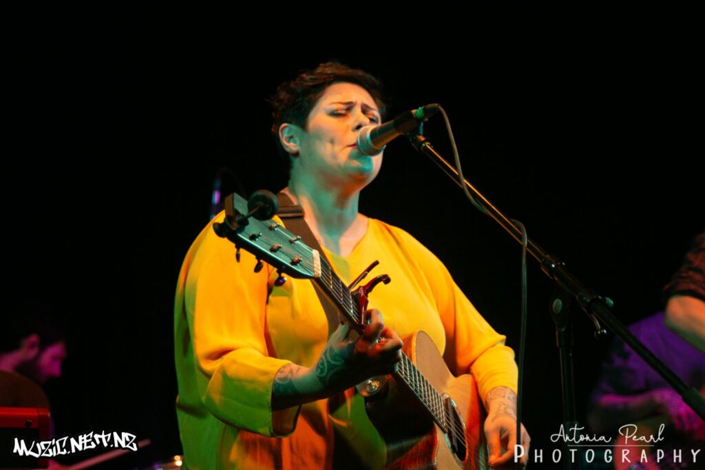 Anika Moa @ Galatos, Auckland 26/10/18