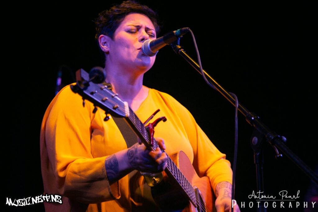 Anika Moa @ Galatos, Auckland 26/10/18