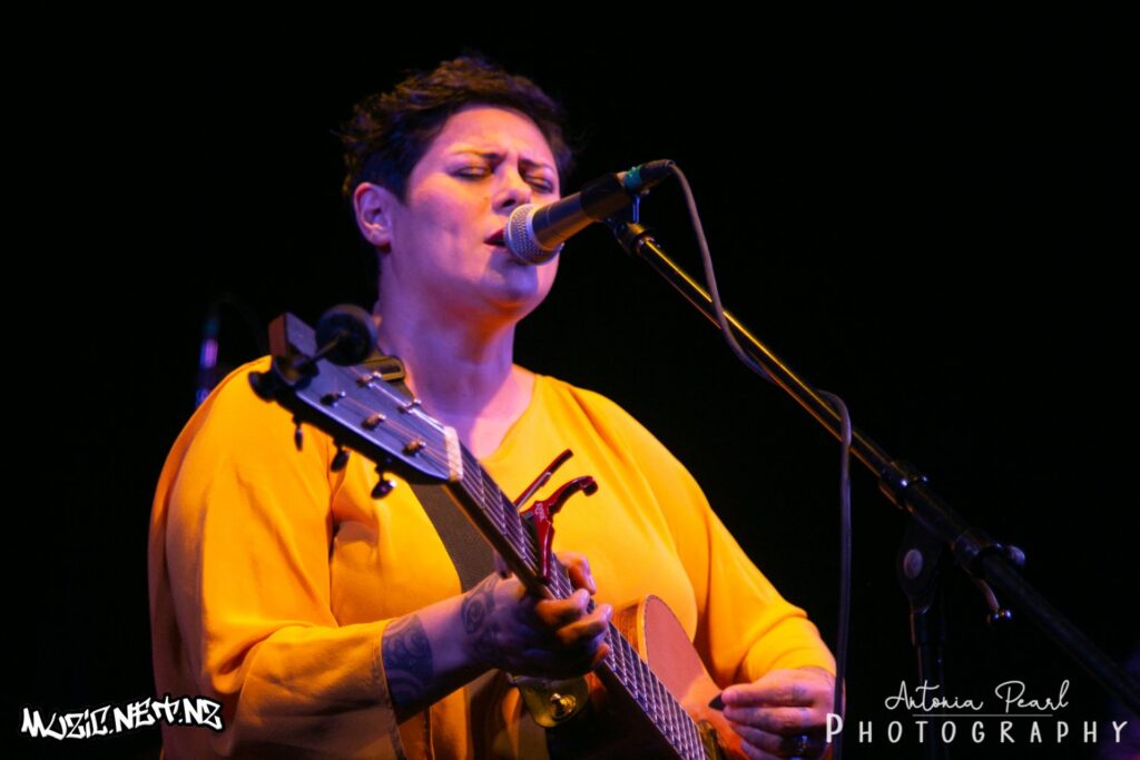 Anika Moa @ Galatos, Auckland 26/10/18
