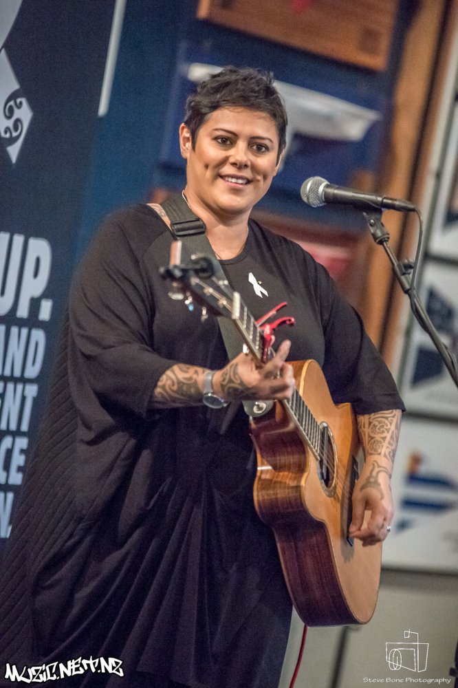 Anika Moa @ Royal New Zealand Yacht Squadron, Akld 25/11/2018