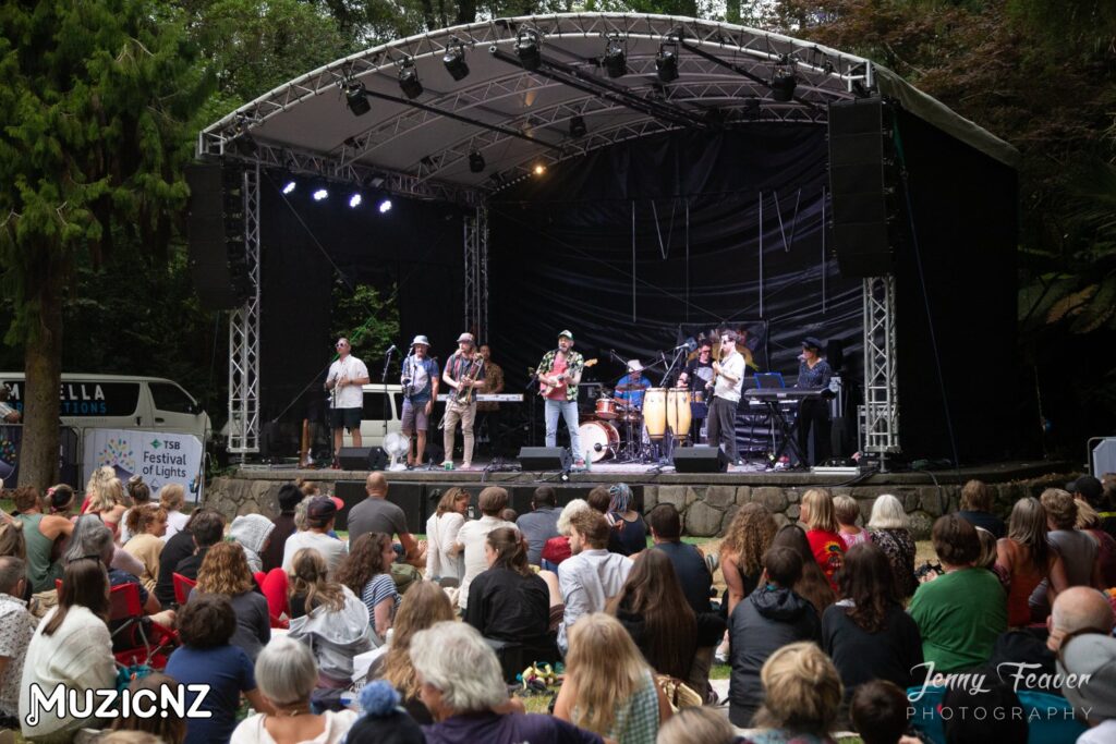Banana Mundo @ Festival Of Lights, New Plymouth 2/01/2023