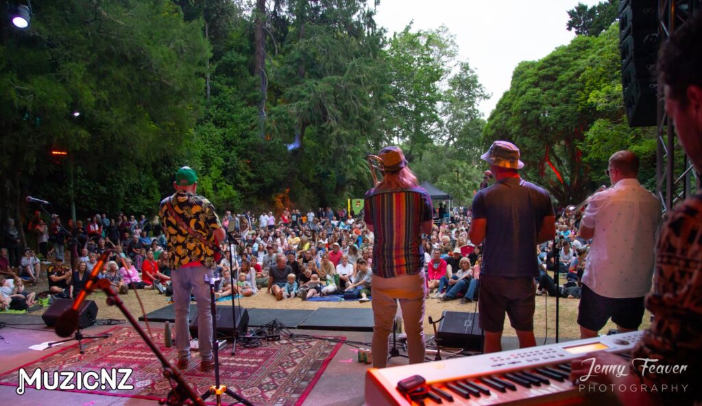 Banana Mundo @ Festival Of Lights, New Plymouth 2/01/2023