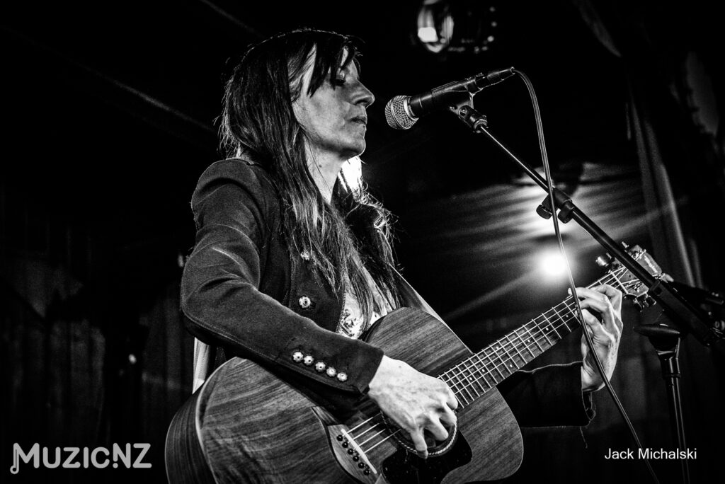 Julie Trigg@ Whanganui Musicians Club . 25/07/26