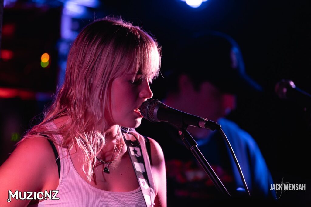 Bella Rafflyn @ Whammy Bar, Auckland 08/09/2023