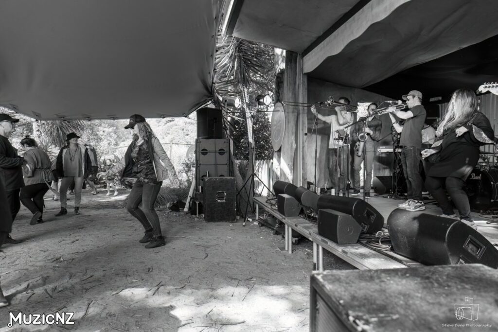 Big Tasty @ Ahipao, Waiheke 29/03/2024