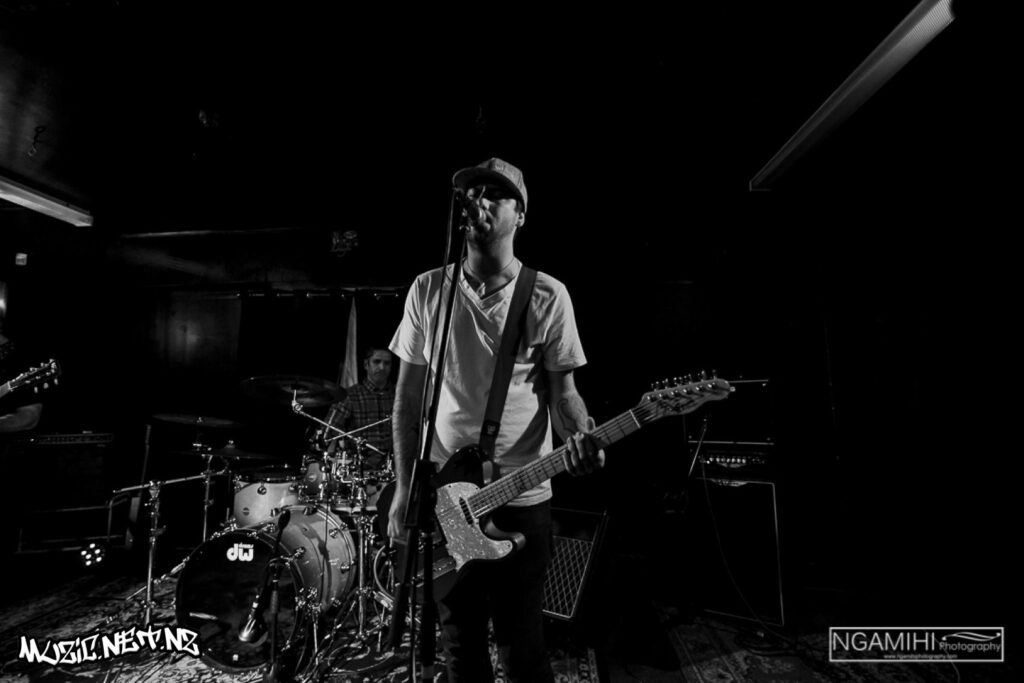 Bones Inc. @ Nivara Lounge, Hamilton 5/07/2019