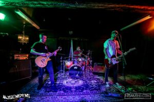 Bones Inc. @ Nivara Lounge, Hamilton 5/07/2019