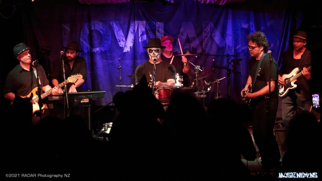Brand New Secondhand @ Lovelands, Porirua 31/10/2021
