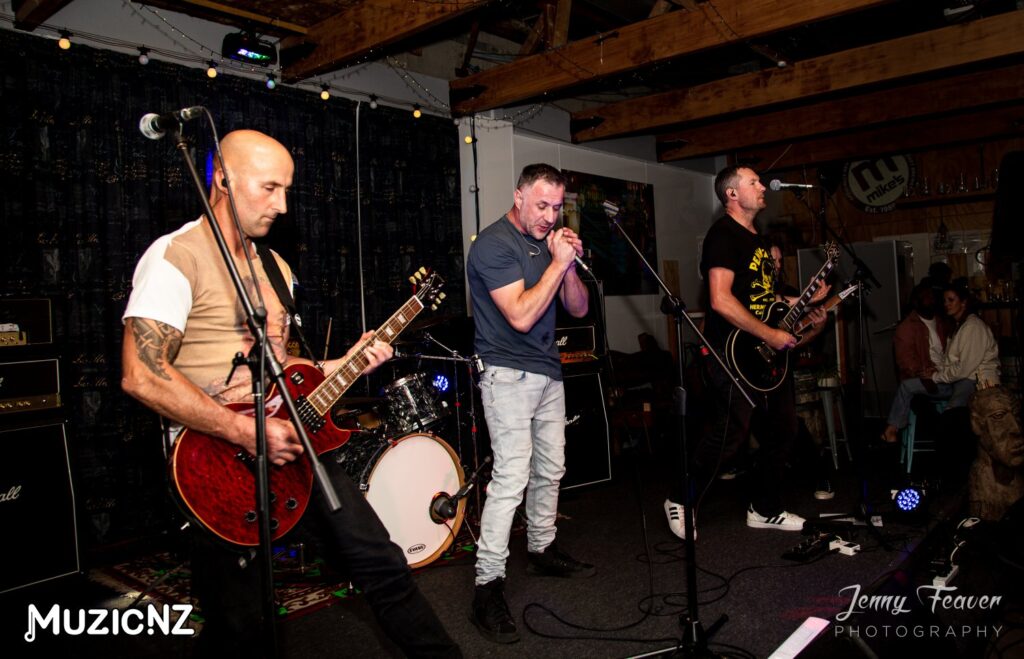 Broke @ Mike's Bistro, New Plymouth 24/11/2023