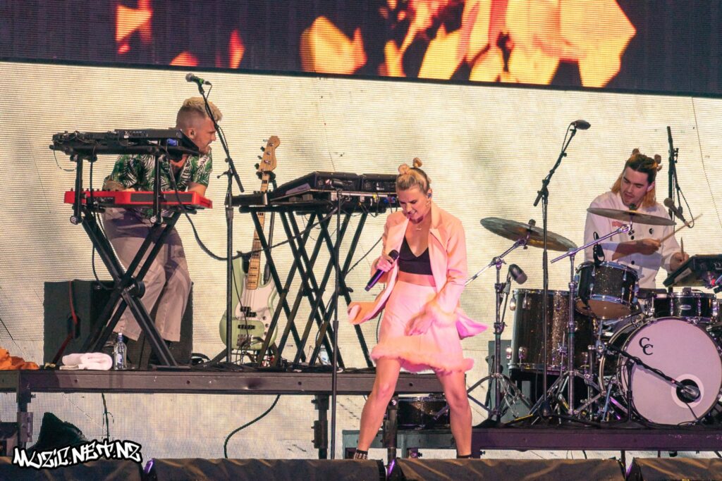 Broods @ Mt Smart Stadium, Auckland 09/11/2018
