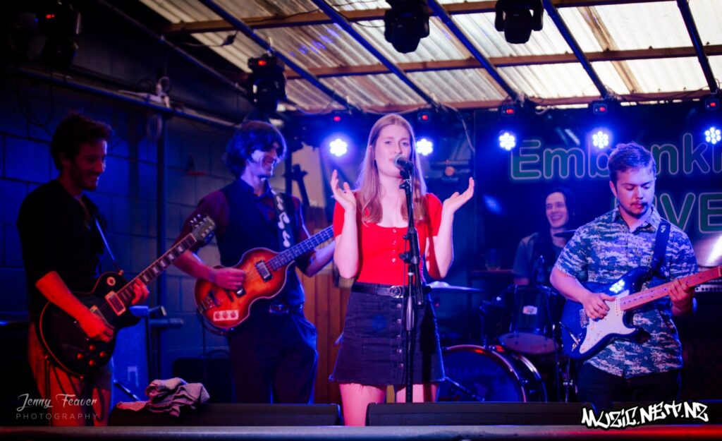 Cake And Eat It @ The Embankment Tavern, Christchurch 5/12/2020