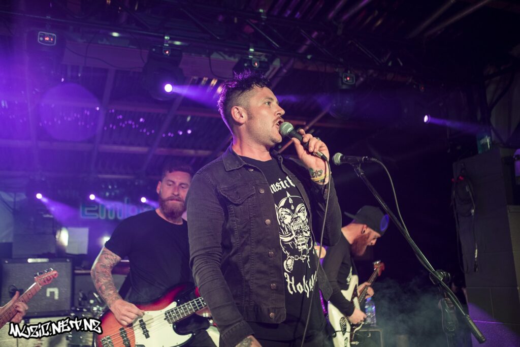 Captives @ The Embankment Tavern, Christchurch 15/11/2019