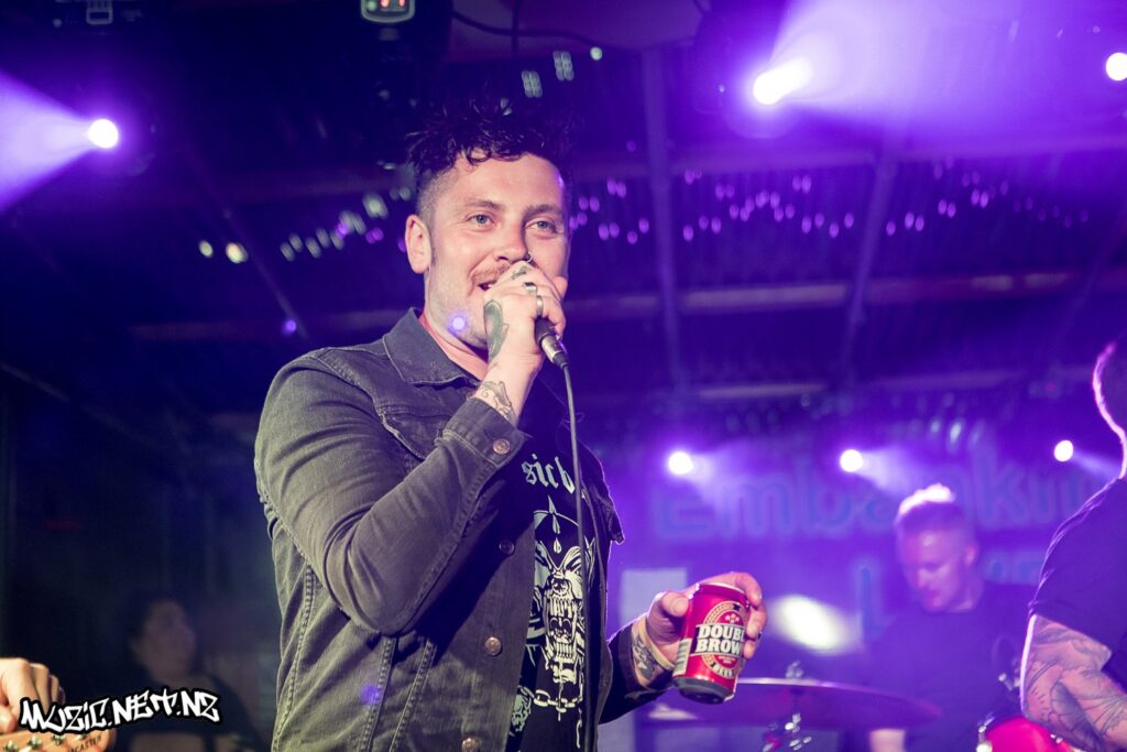 Captives @ The Embankment Tavern, Christchurch 15/11/2019