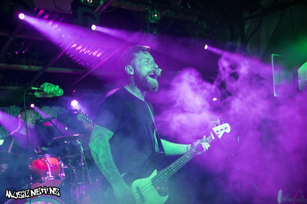 Captives @ The Embankment Tavern, Christchurch 15/11/2019