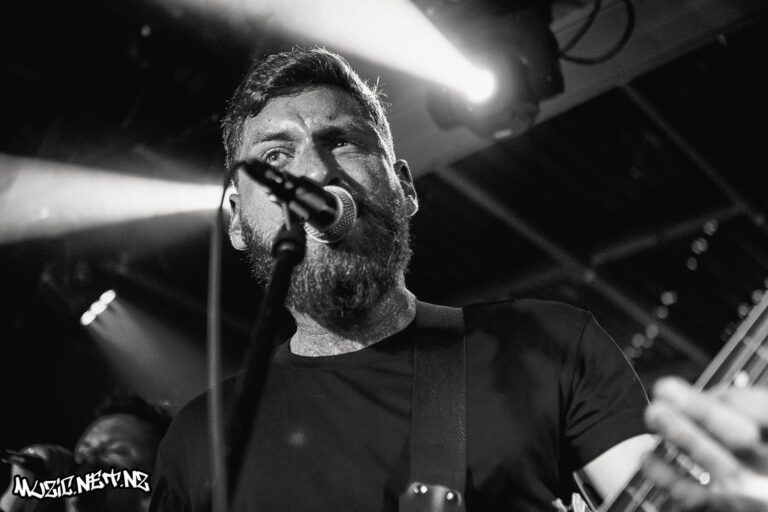 Captives @ The Embankment Tavern, Christchurch 15/11/2019