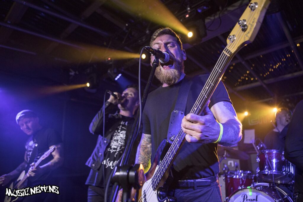 Captives @ The Embankment Tavern, Christchurch 15/11/2019