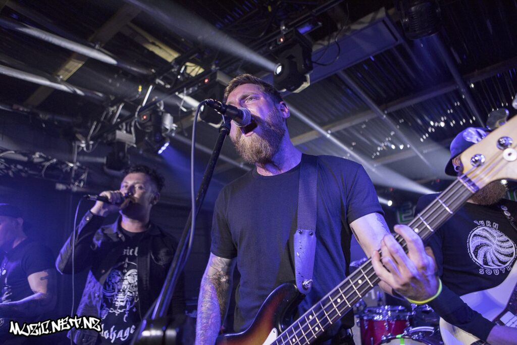 Captives @ The Embankment Tavern, Christchurch 15/11/2019