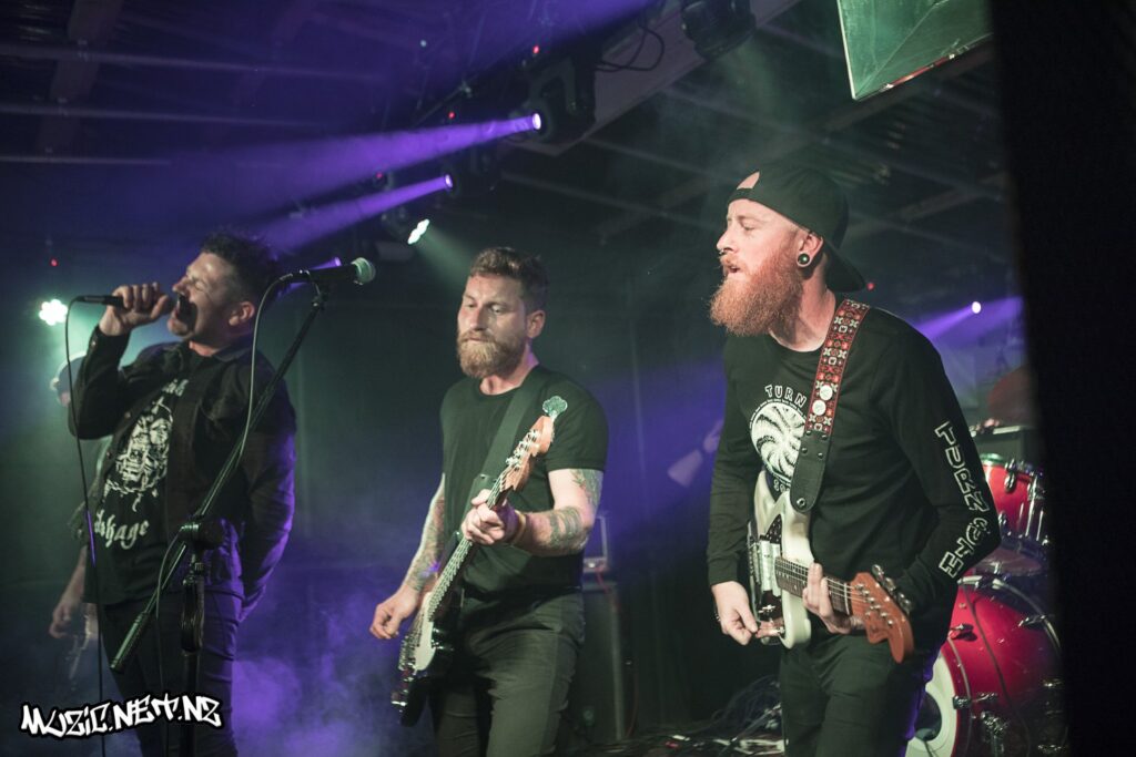 Captives @ The Embankment Tavern, Christchurch 15/11/2019