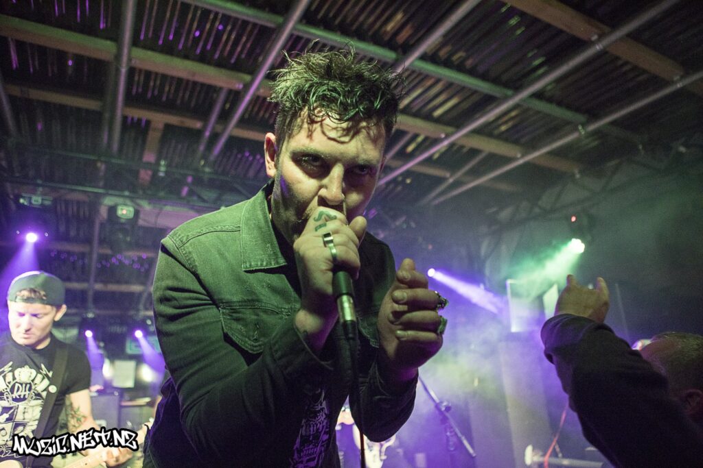 Captives @ The Embankment Tavern, Christchurch 15/11/2019