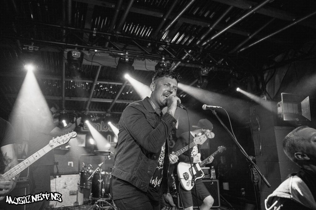 Captives @ The Embankment Tavern, Christchurch 15/11/2019
