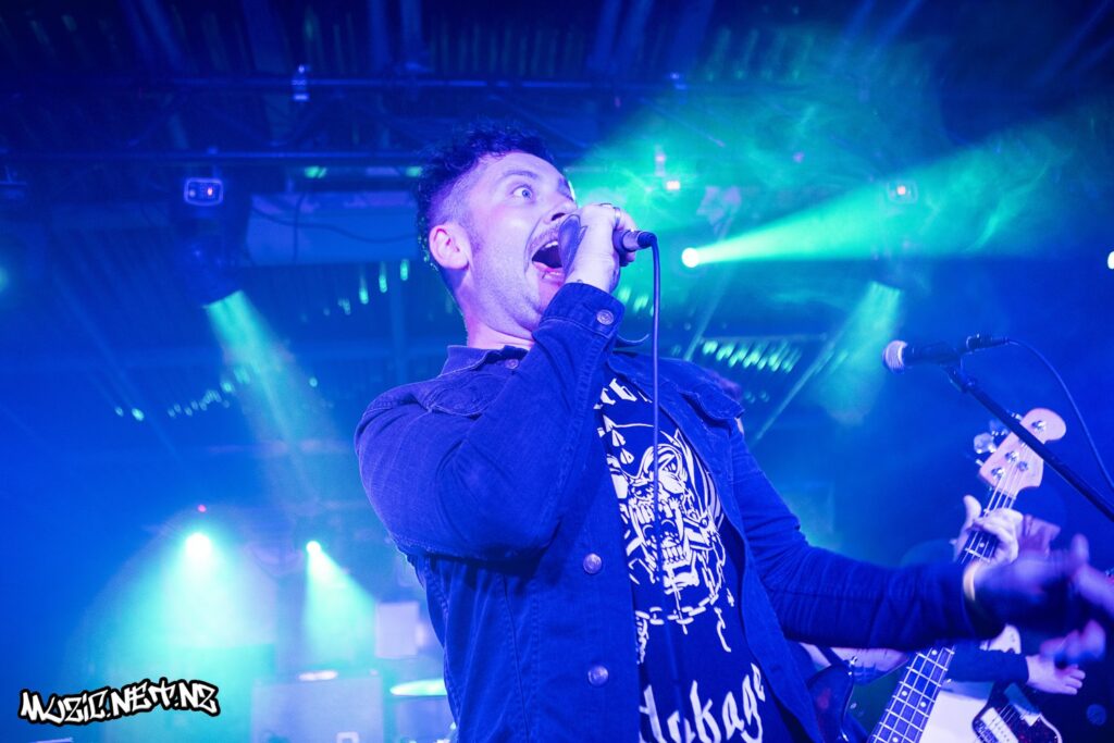 Captives @ The Embankment Tavern, Christchurch 15/11/2019