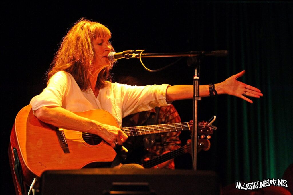 Caroline Easther @ Marton Players Theatre, Marton 11/05/2019