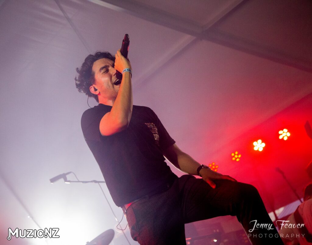 Crooked Royals @ Butlers Reef, Oakura 02/12/2023