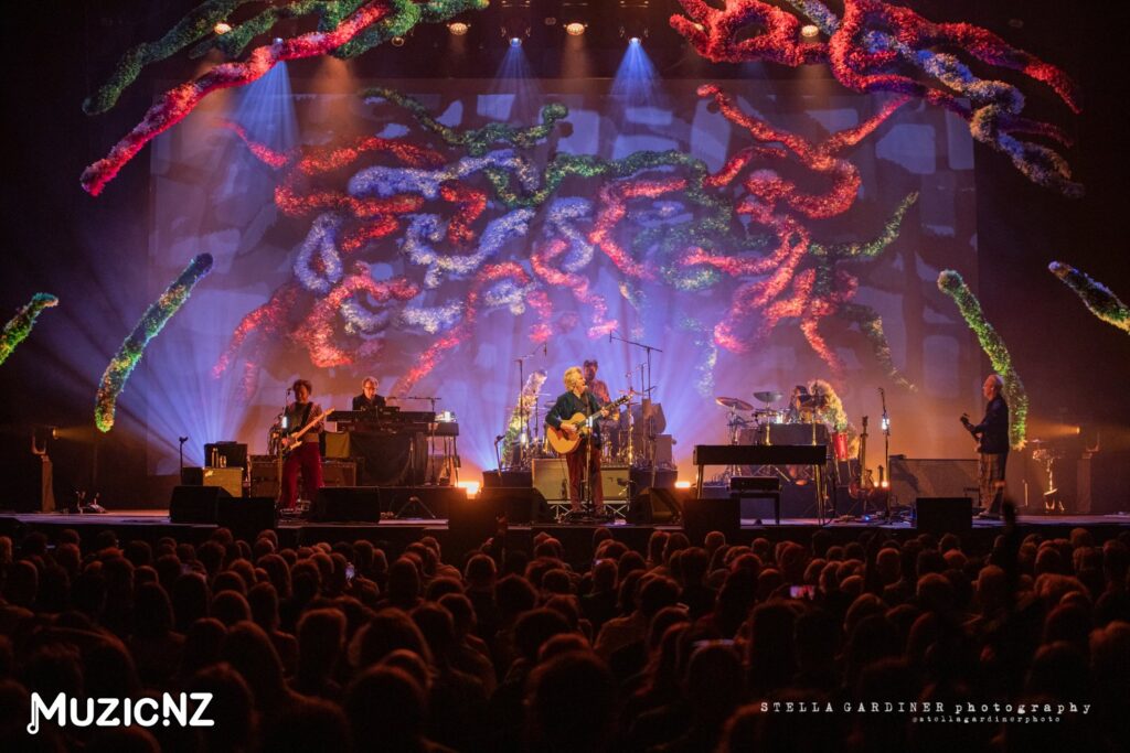 Crowded House @ Tsb Arena, Wellilngton 09/11/2024
