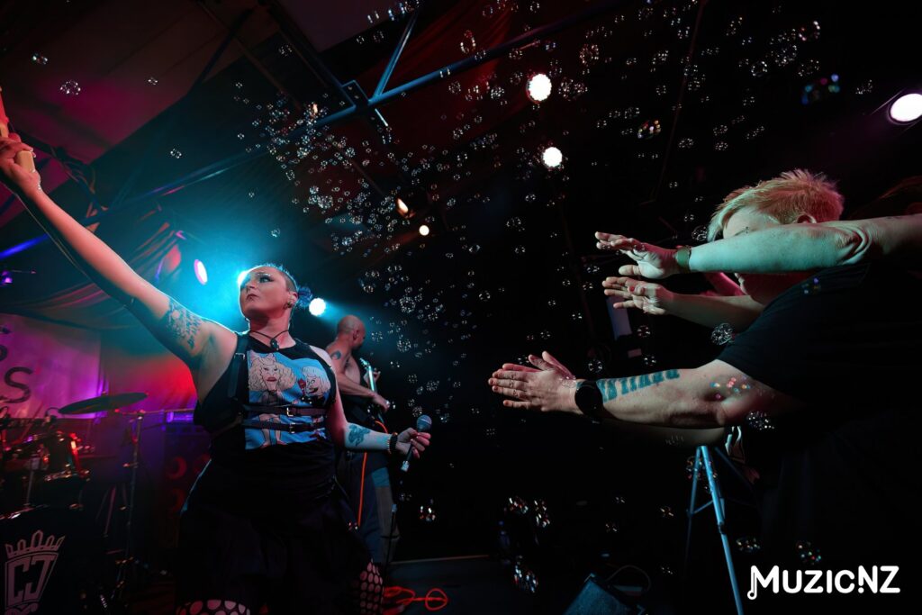 Curlys Jewels @ Lovelands, Wellington 18/11/2023