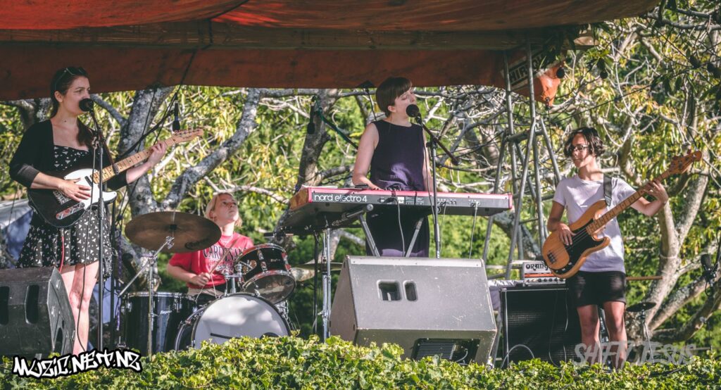 Dam Dans @ Lettuce Inn, Katikati 26/01/2019