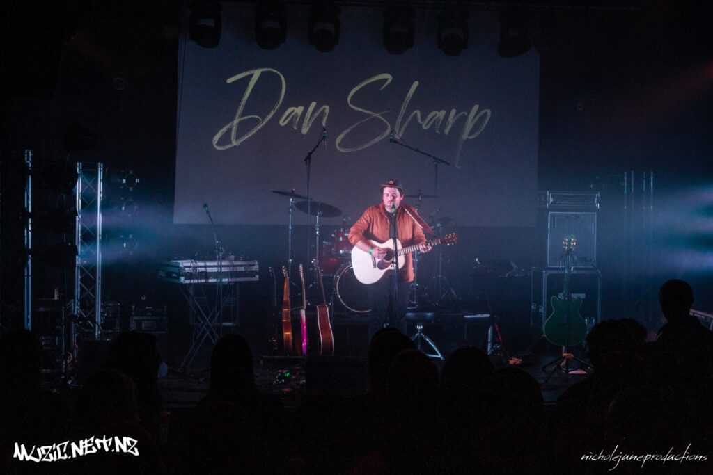 Dan Sharp @ Totara Street, Mount Maunganui 09/10/2020