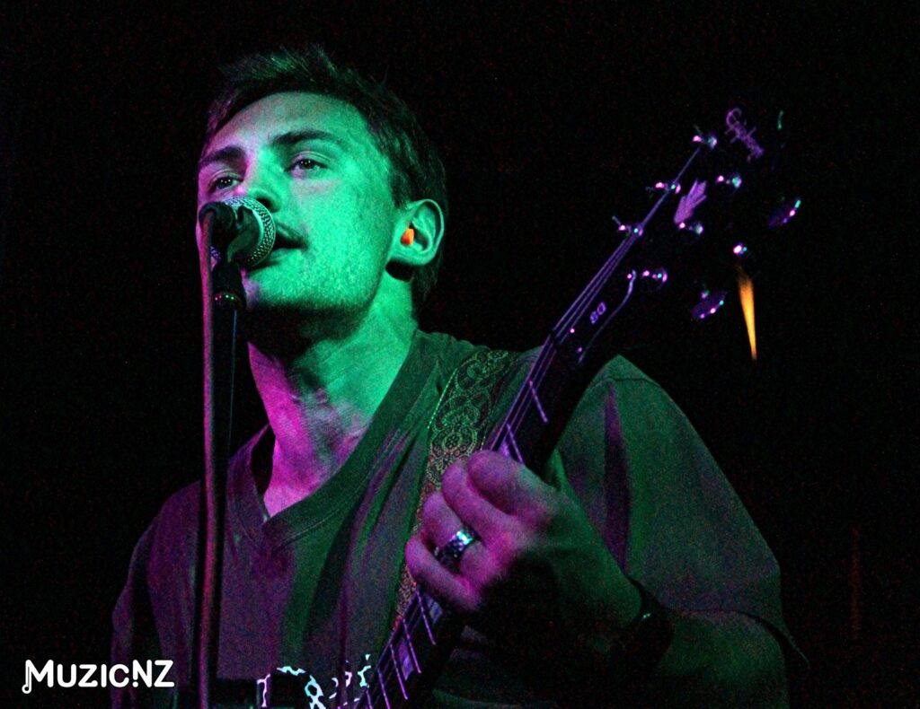 Dave And The Dirty Humans @ Moon, Wellington 11/05/2024