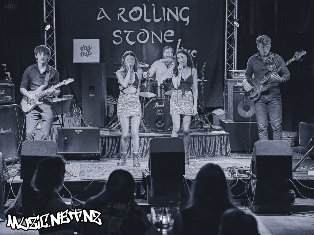 Daytrip @ A Rolling Stone, Christchurch 21/01/2022