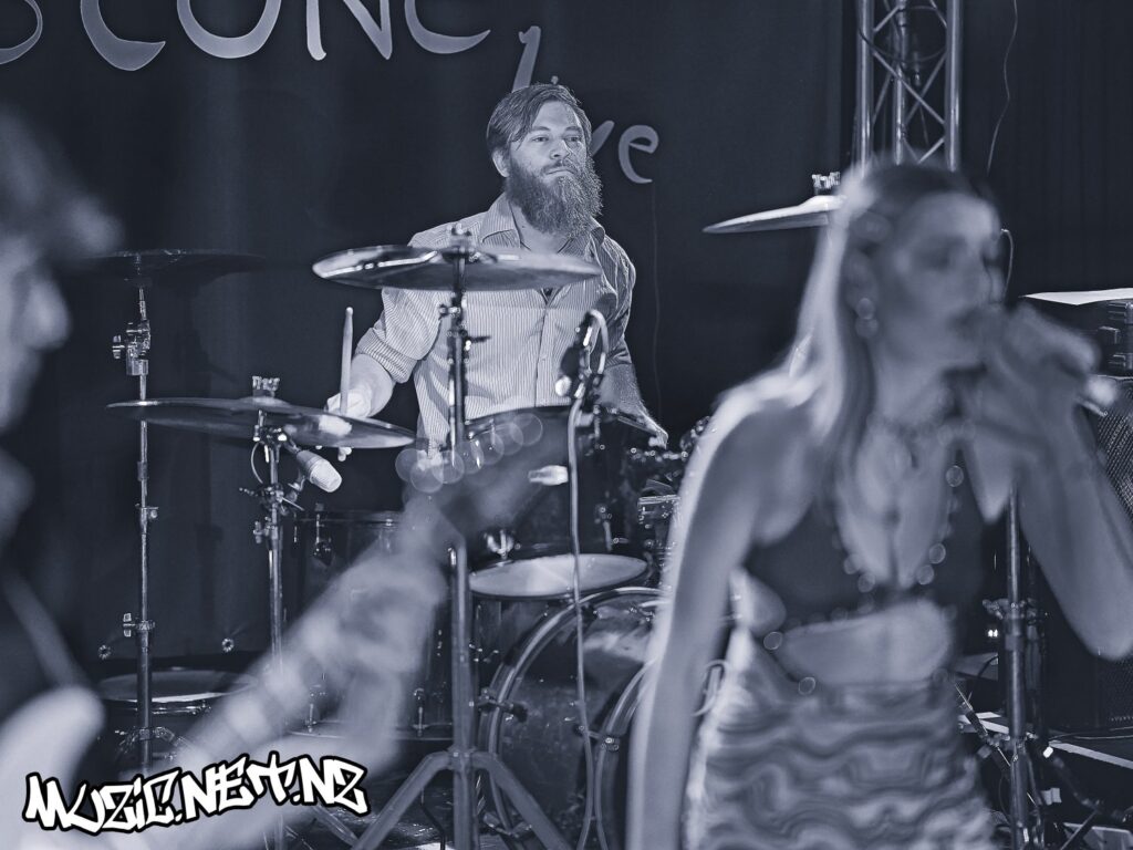 Daytrip @ A Rolling Stone, Christchurch 21/01/2022