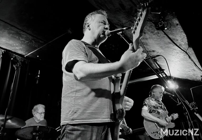 Dblack 2025 10 03 210432.986