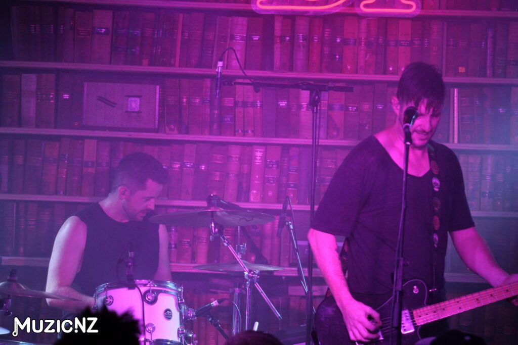 Dead Favours @ Meow, Wellington 27/04/2023