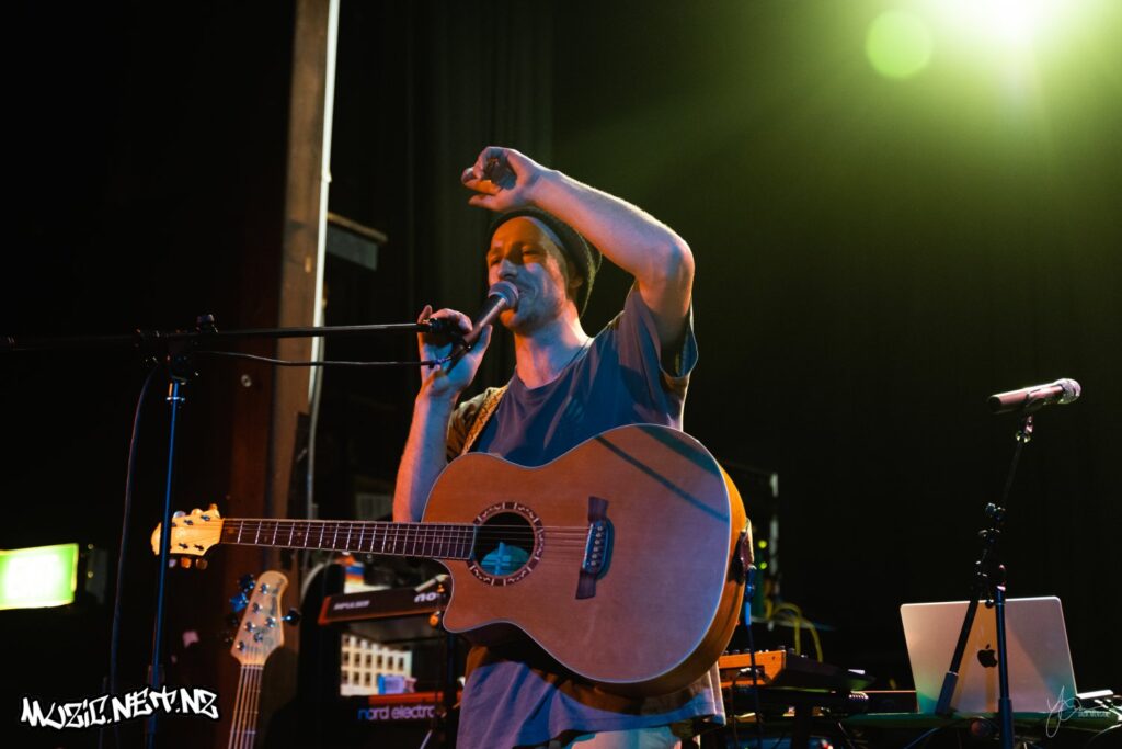 Devon Welch @ Galatos, Auckland 19/08/2022