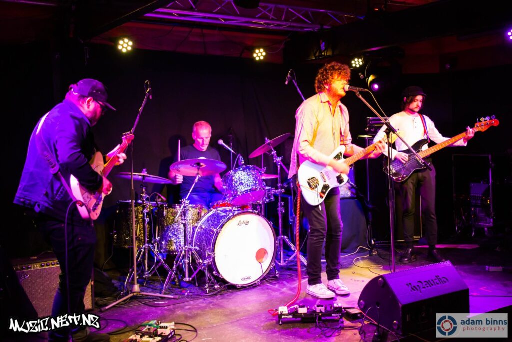 Diana @ The Captain Cook Hotel, Dunedin 22/11/2018