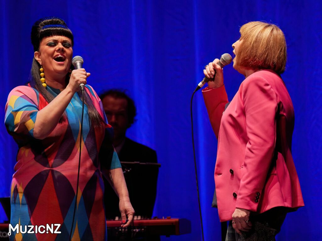 Dinah Lee @ St James Theatre, Wellington 06/10/2023