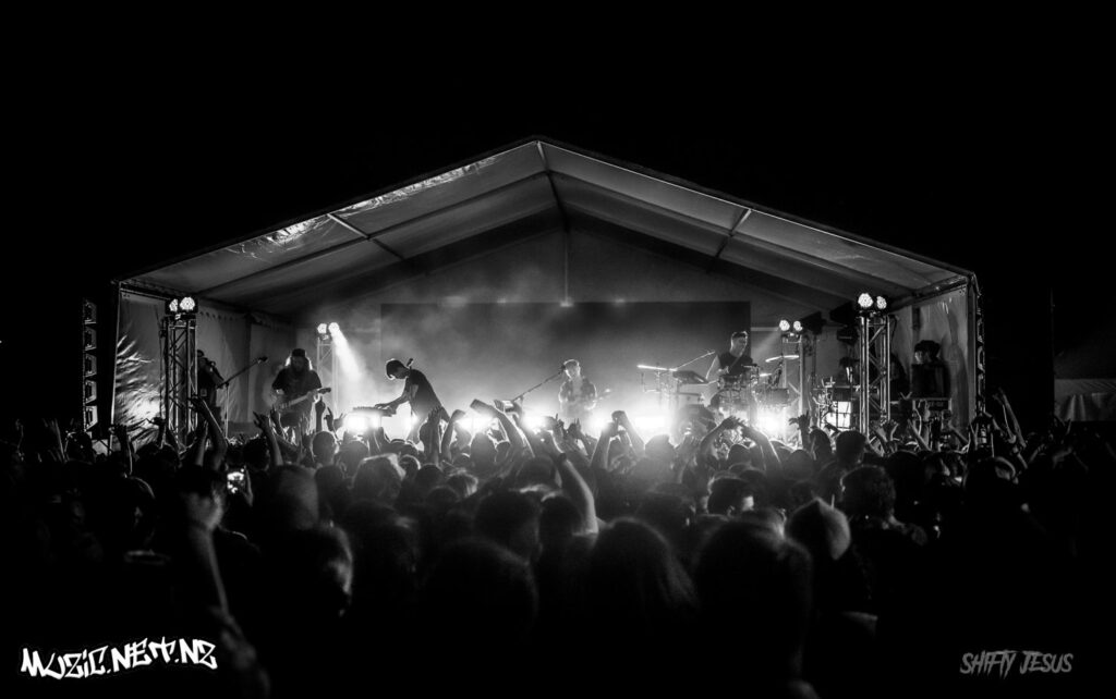 Drax Project @ Waihi Beach Hotel 5/01/2019