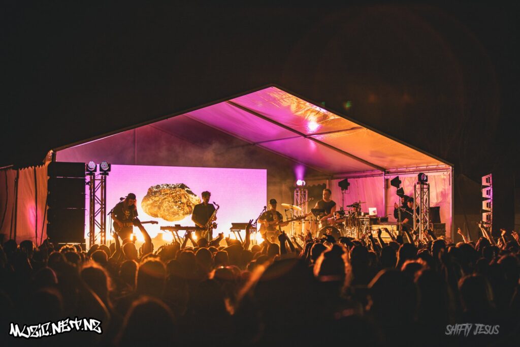 Drax Project @ Waihi Beach Hotel 5/01/2019