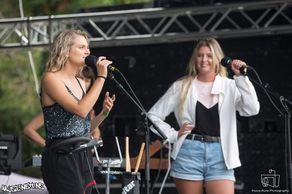 Dunes @ Three Kings Reserve, Auckland 21/01/2017