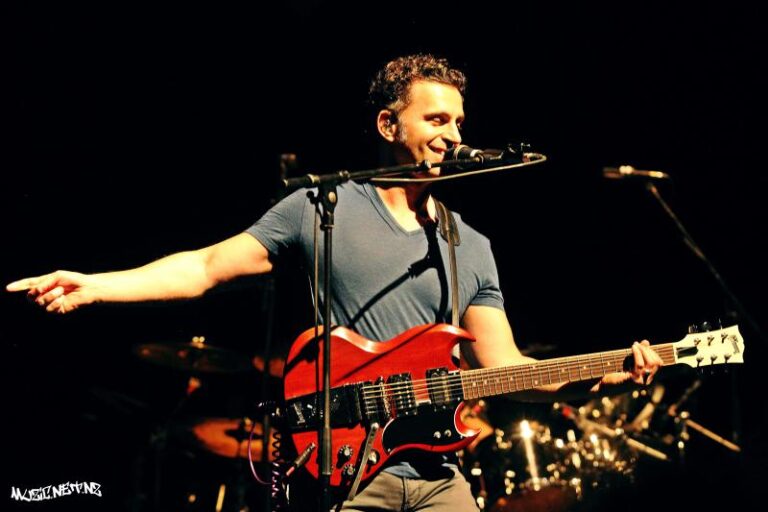 Dweezil Zappa @ The Bruce Mason Centre, Auckland 20/02/2018