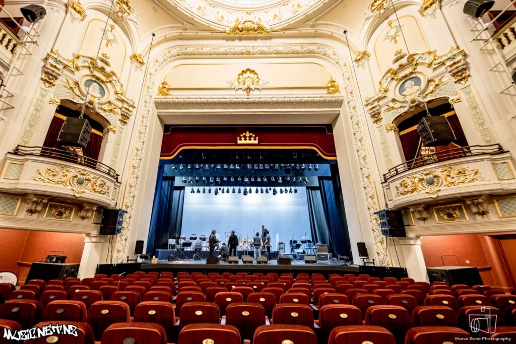Eddie Rayner's Enzo *soundcheck* @ Issac Theatre Royal, Christchurch 05/05/2018